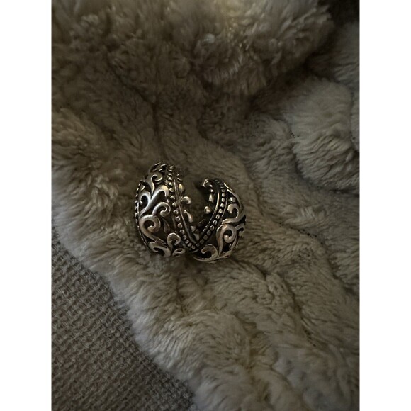 VINTAGE STERLING SILVER HALF HOOP FILIGREE SCROLL EARRINGS - Picture 3 of 5
